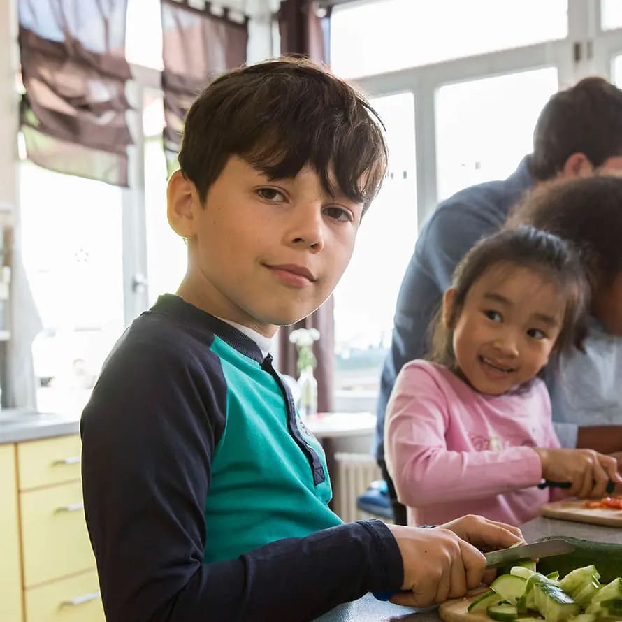 Pädagogischer Mittagstisch Neues Bild 69339 pädagogischer Mittagstisch im SOS-Kinderdorf Frankfurt