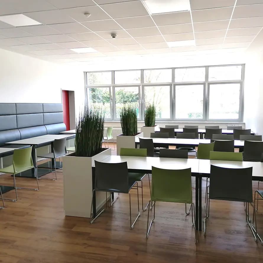 56830_Mittagessen im offenen Ganztag am Förderzentrum.jpg 56830_Mittagessen im offenen Ganztag am Förderzentrum.jpg