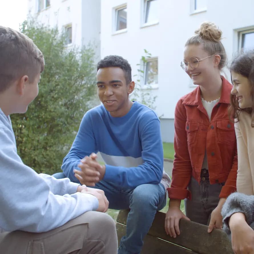 Jugendliche im Gespräch