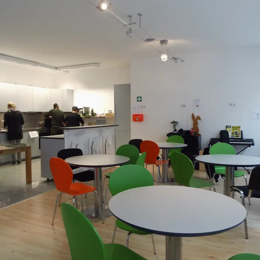 71269_KD_Saarbrücken_Gestaltungsbild_Get on 2.JPG 71269_KD_Saarbrücken_Gestaltungsbild_Get on 2.JPG