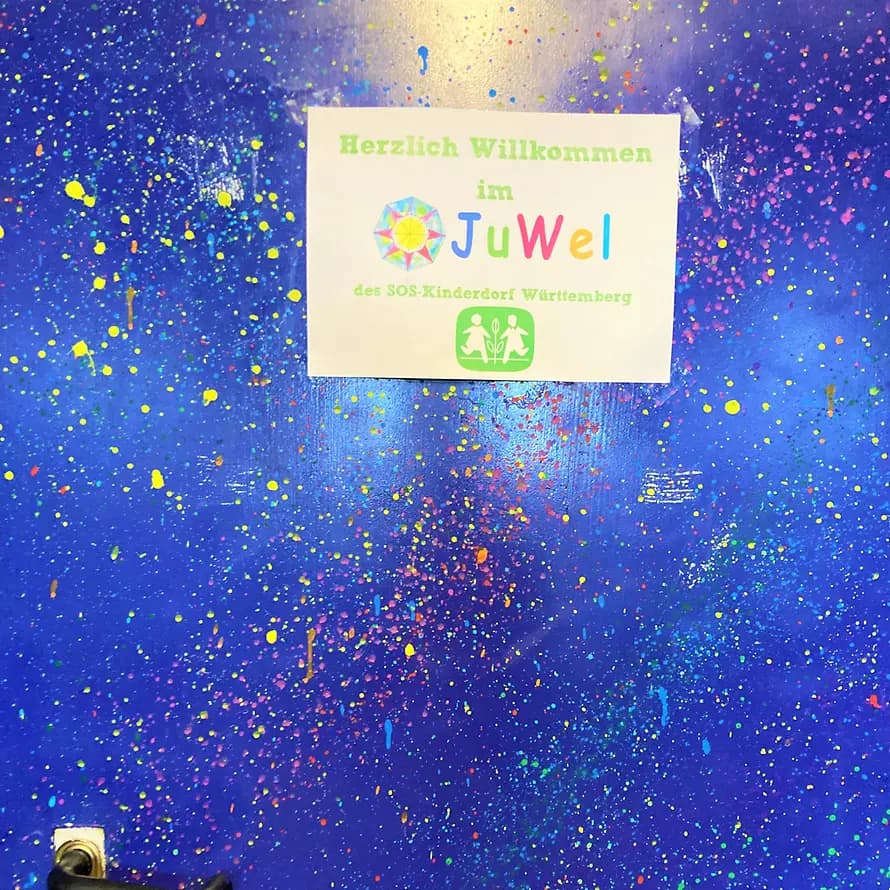 KD_Württemberg_Tür_JuWel.jpg JuWel im SOS-Kinderdorf Württemberg