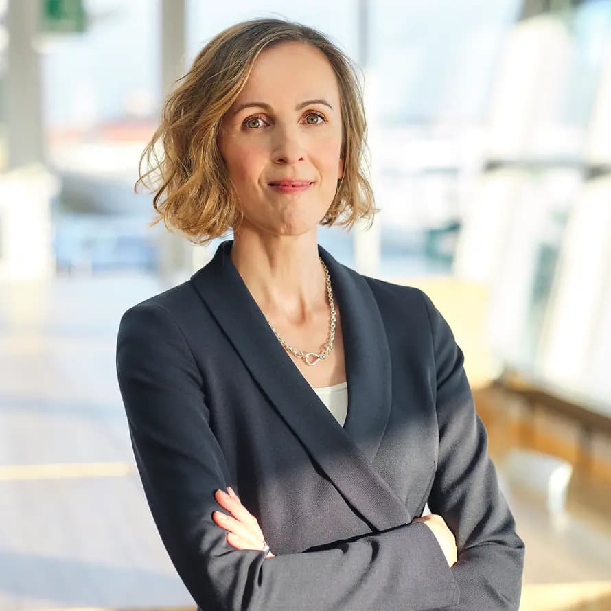 Prof. Dr. Sabina Schutter, Vorstandsvorsitzende SOS-Kinderdorf e.V. Prof. Dr. Sabina Schutter, Vorstandsvorsitzende SOS-Kinderdorf e.V.