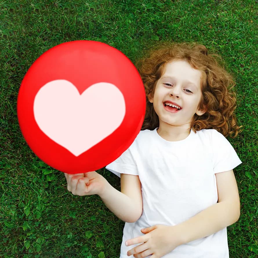 71176_shutterstock_YuliyaEvstratenko_555874741.jpg Als Unternehmen spenden für das SOS-Kinderdorf Lippe