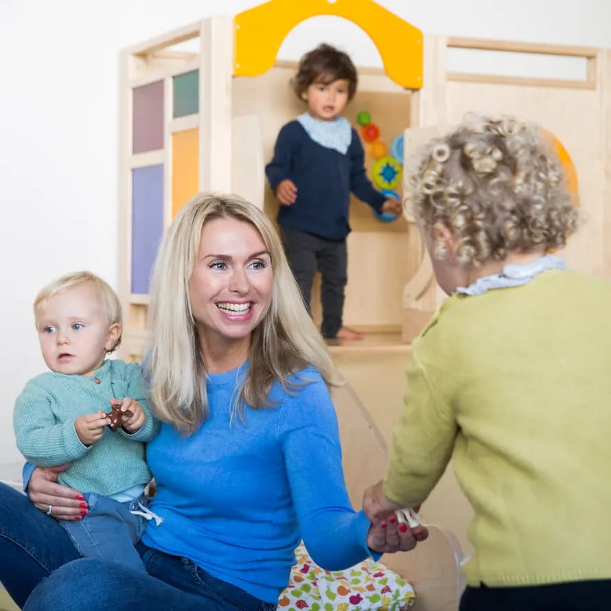 53889_SOS-KD-Wilhelmshaven_Modell-Shooting_SebastianPfütze_Okt20_Kita-9847.jpg SOS-Kinderkrippe Essohminis