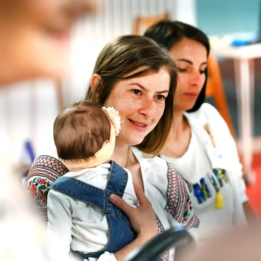 73651_SOS-MZ-Salzgitter_Ukraine-Hilfe_16052022_FrankMay_6590.jpg Frauen mit Baby
