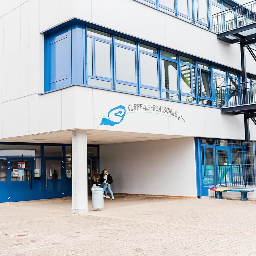 Schulsozialarbeit_KurpfalzRealschule_SOS-KD-KL_web.jpg Schulsozialarbeit_KurpfalzRealschule_SOS-KD-KL_web.jpg