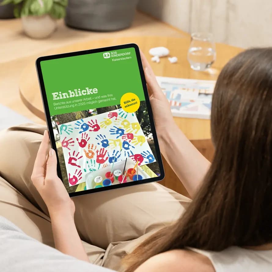 Magazin_Einblicke_Tablet_SOS-KD-KL.jpg Magazin_Einblicke_Tablet_SOS-KD-KL.jpg