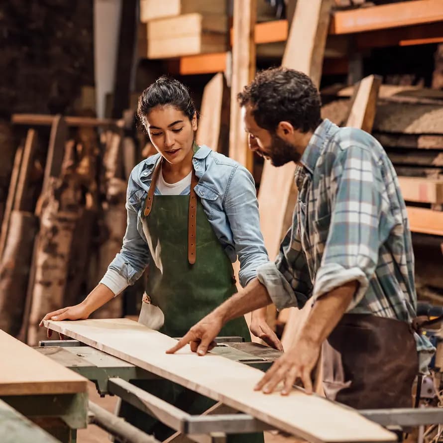 Wie finden Unternehmen gute Fachkräfte? 90321_iStock_SolStock_1358271889.jpg