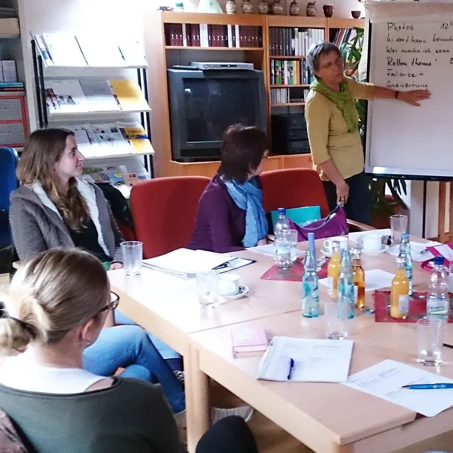 Berufseinstieg_Stageteaser_Peergruppe