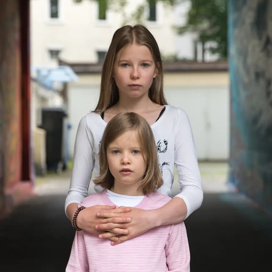 Susa und Hanne - die beiden Schwestern haben heute ein viel besseres Verhältnis als früher Susa und Hanne - die beiden Schwestern haben heute ein viel besseres Verhältnis als früher