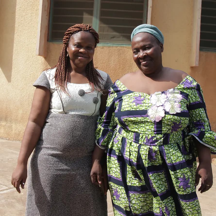 36044_KD-Benin_Francoise_Hougni_ehemaliges_KD-Kind_02_2018_Ralph_Weihermann_0845.jpg Francoise hilft heute als Ärztin anderen Menschen in Not