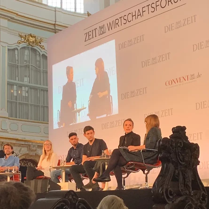 45379_ZEIT-Wirtschaftsforum_06.09.2019.jpeg Auf der Bühne des Zeitwirtschaftsforums