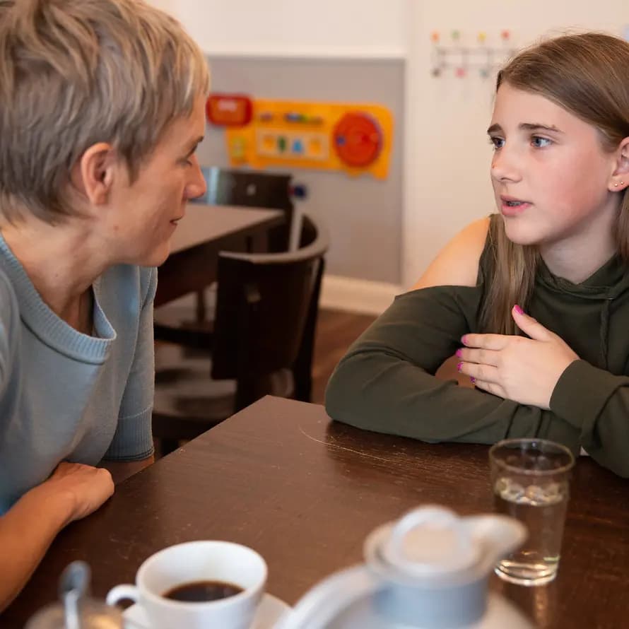 Mit Kindern sprechen Mit Kindern sprechen