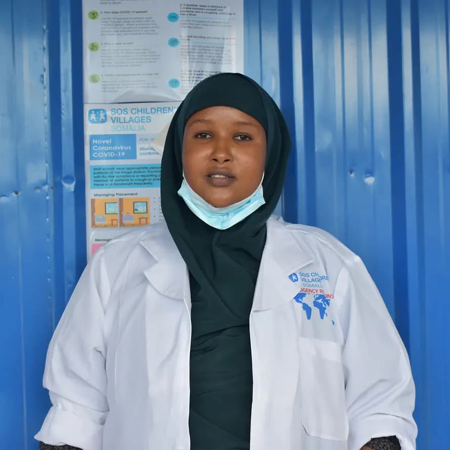 Krankenschwester Halima Ahmed Dalel Die SOS-Kinderdorf-Klinik in Somalia hilft notleidenden Kindern und ihren Familien auch in Krisenzeiten